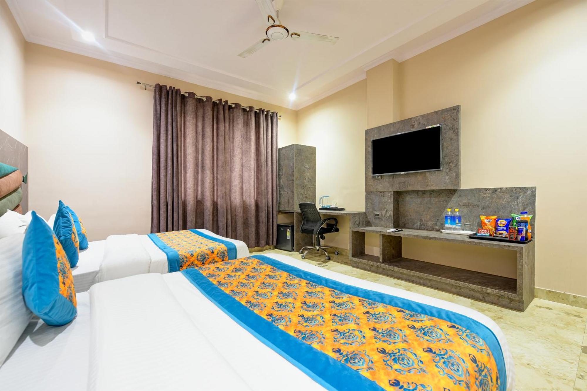 The Pearl Plaza Hotel In City Centre - Near New Delhi Railway Station Exterior foto
